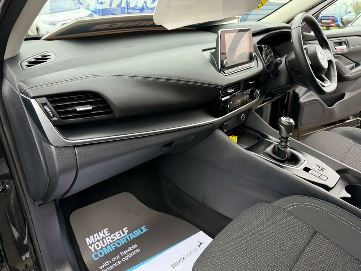 2022-nissan-qashqai-13-dig-t-acenta-premium-140ps-big-33