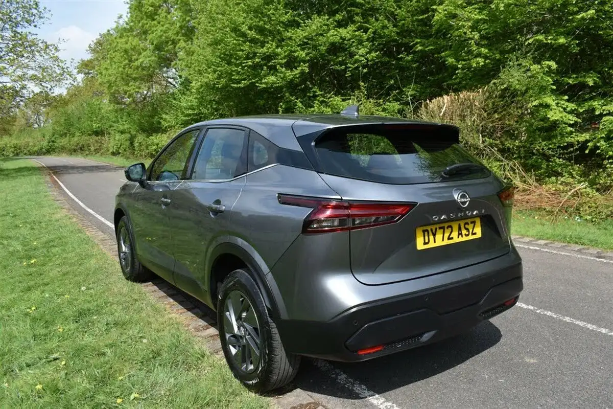 2022-nissan-qashqai-13-dig-t-acenta-premium-140ps-big-3