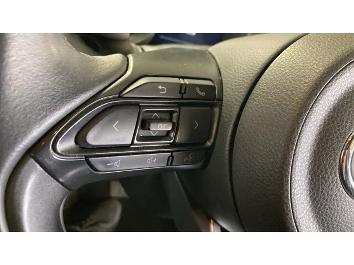 2022-toyota-yaris-15-vvt-i-design-big-28