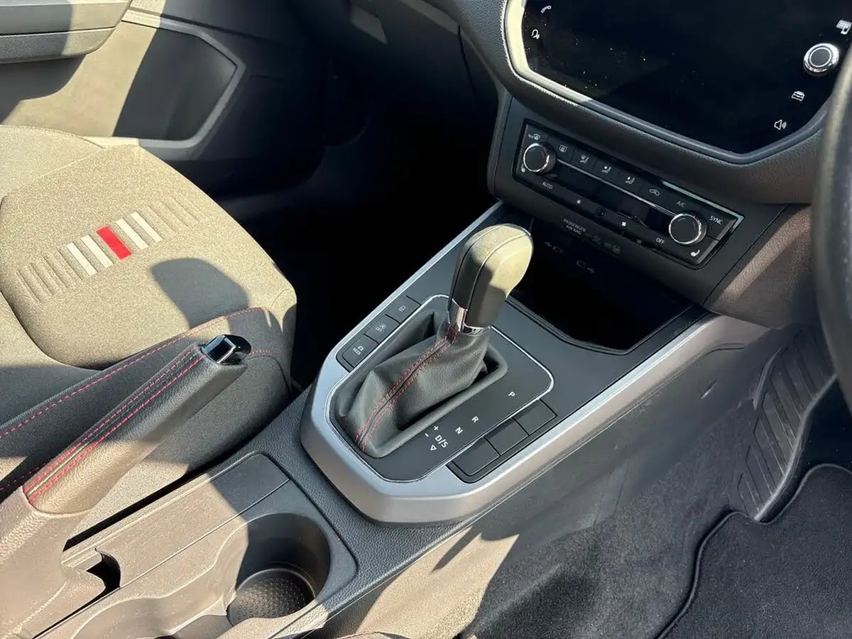 2021-seat-arona-10-tsi-fr-red-edition-dsg-big-16