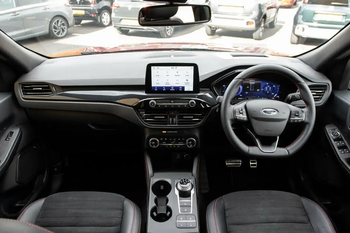 2020-ford-kuga-25t-st-line-x-first-editon-big-3