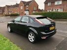 2009-ford-focus-16-zetec-hatchback-5d-small-3