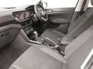2021-volkswagen-t-cross-small-4