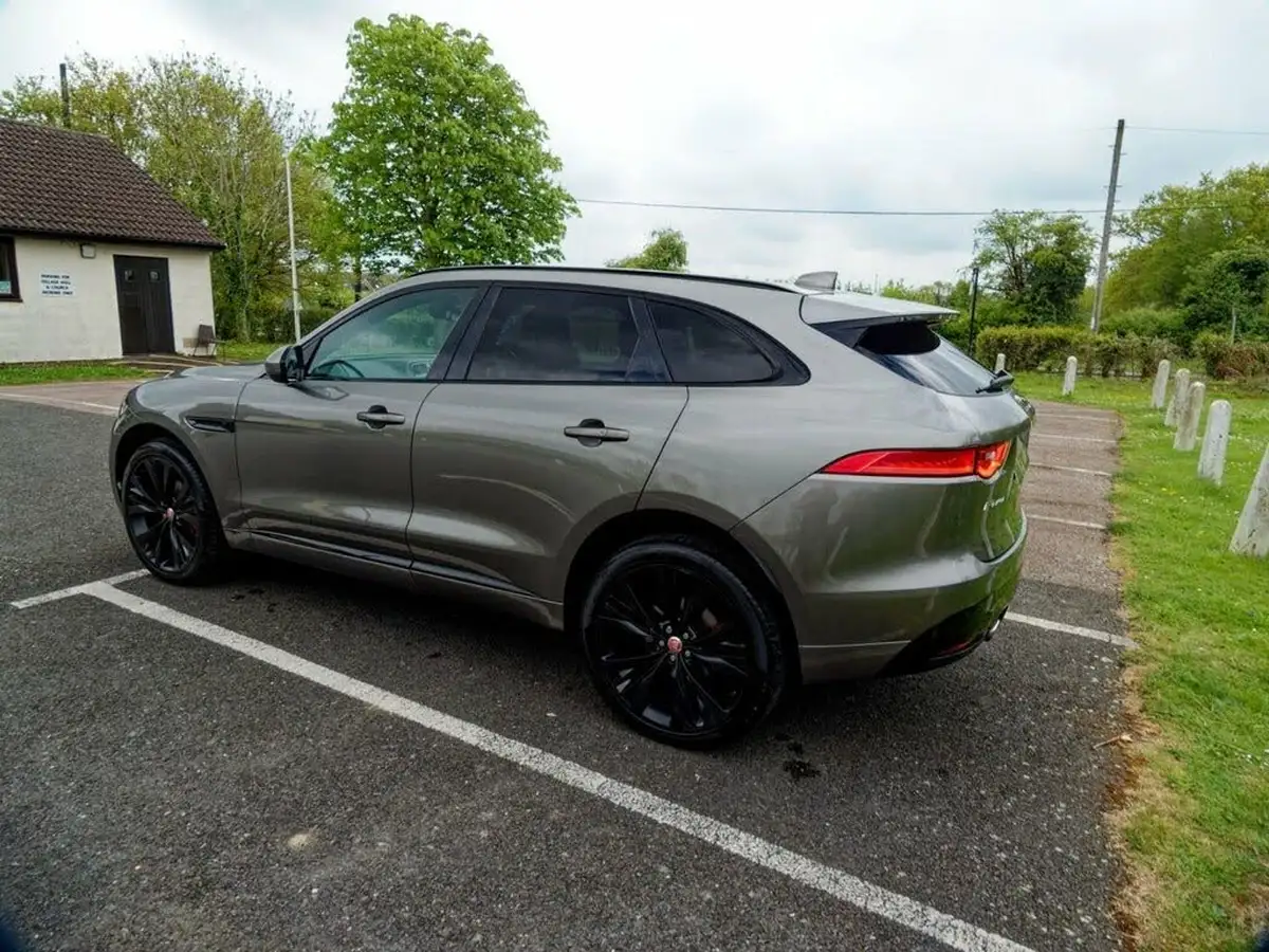 2018-jaguar-f-pace-30td-s-awd-big-17