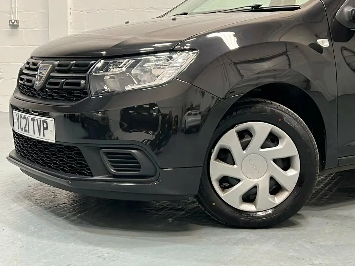 2020-dacia-sandero-10-sce-essential-big-39