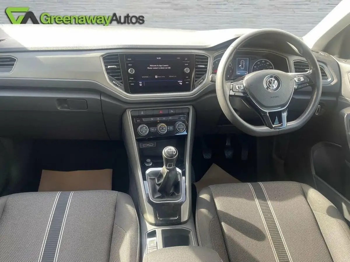 2020-volkswagen-t-roc-10-tsi-se-115ps-big-22