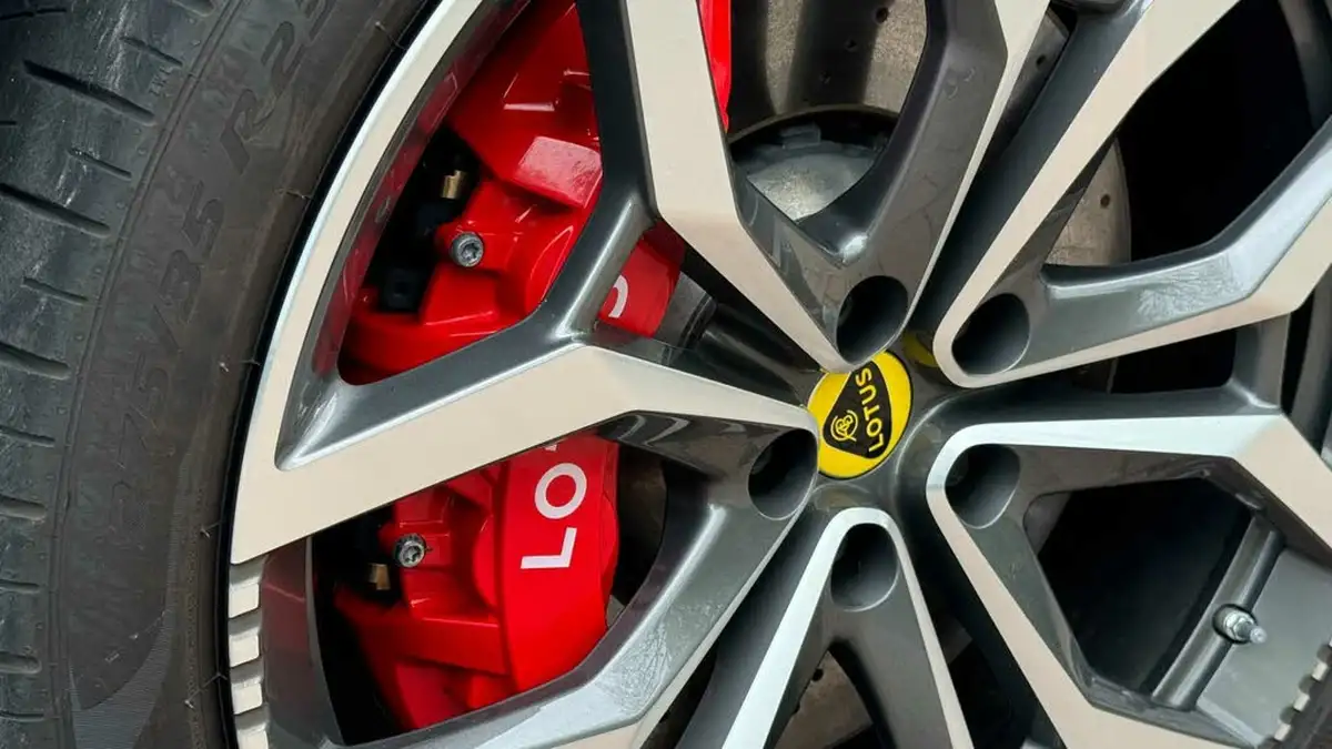 2023-lotus-eletre-e-s-big-4