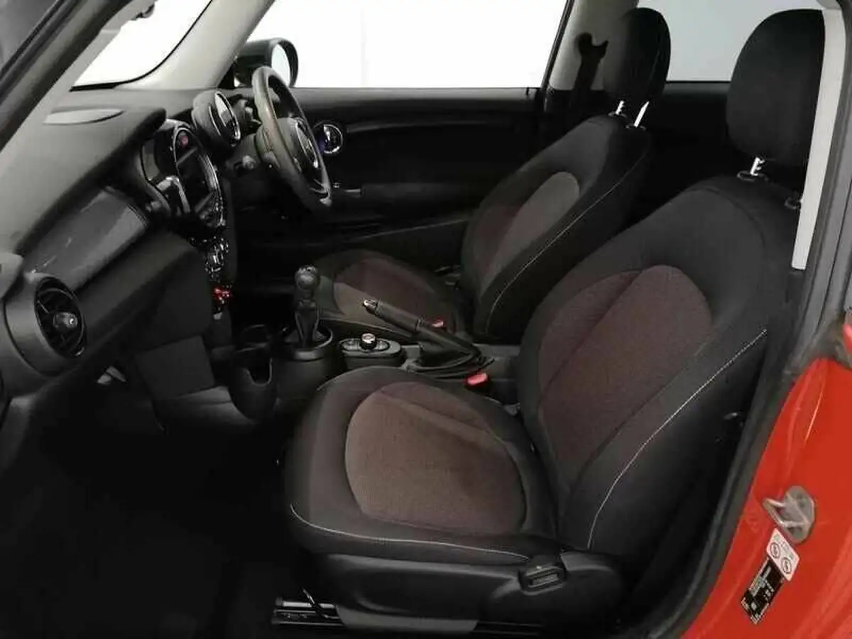 2020-mini-cooper-15-cooper-classic-hatchback-3d-big-15