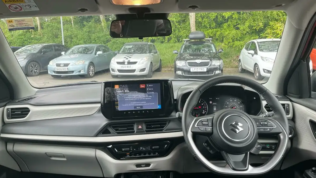 2024-suzuki-swift-12-motion-big-4