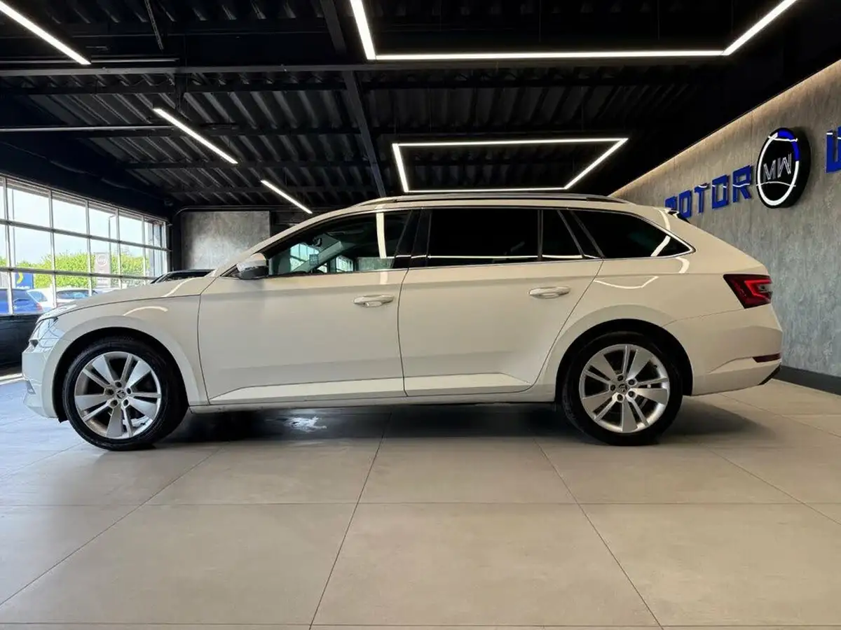 2018-skoda-superb-20tdi-scr-se-l-executive-150ps-estate-dsg-big-1
