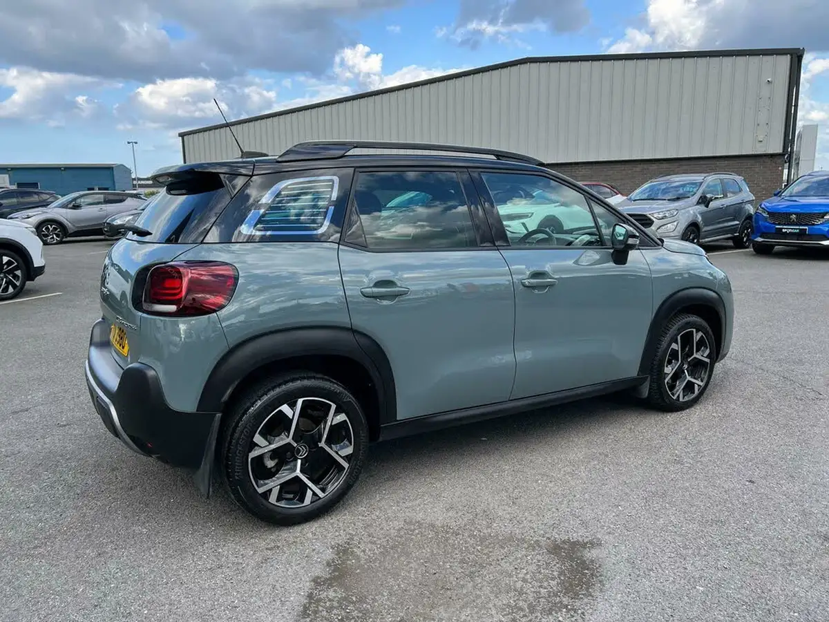 2022-citroen-c3-aircross-12-puretech-shine-plus-110ps-big-2