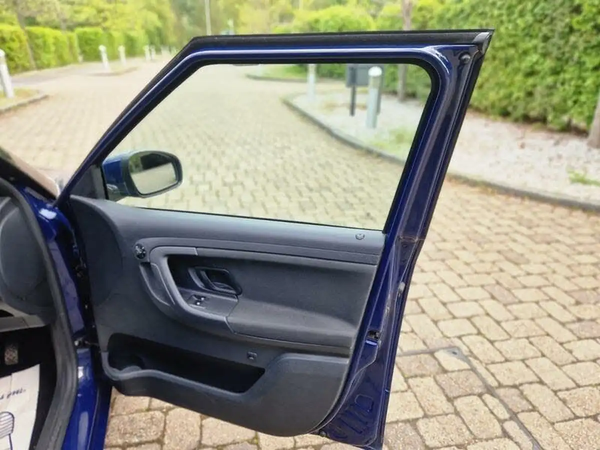 2012-skoda-fabia-14-se-mpi-85bhp-hatchback-big-15