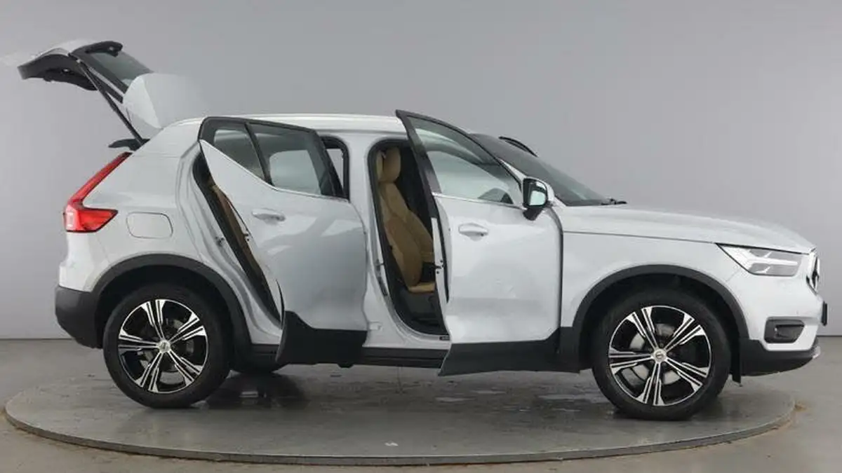 2020-volvo-xc40-20-t4-inscription-pro-big-9