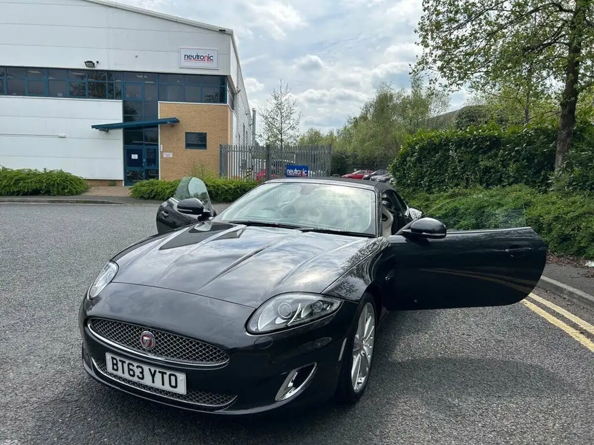 2014-jaguar-xk-50-portfolio-convertible-big-13