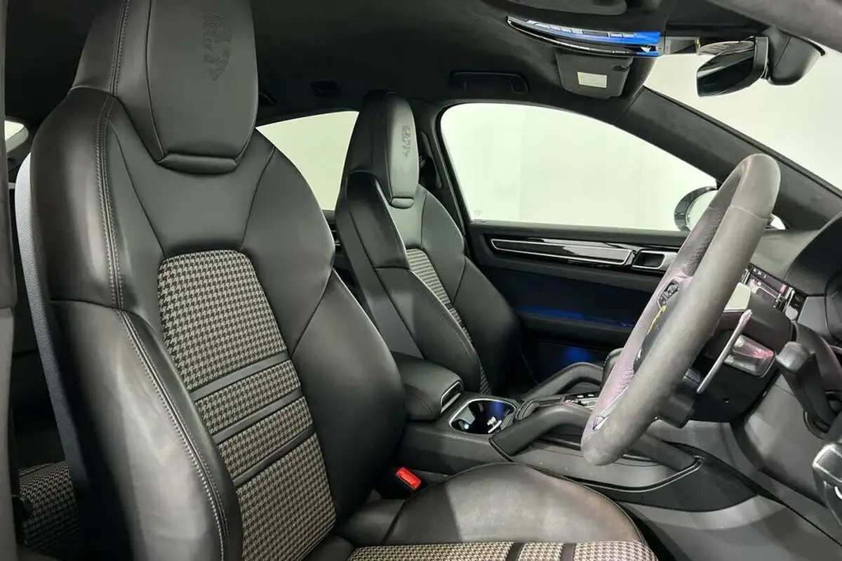 2020-porsche-cayenne-30-v6-e-hybrid-462ps-coupe-big-16