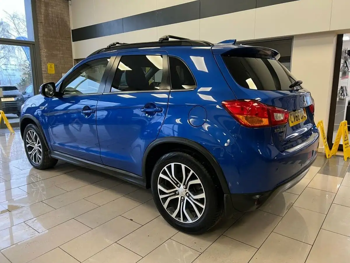 2016-mitsubishi-asx-16d-4-big-4