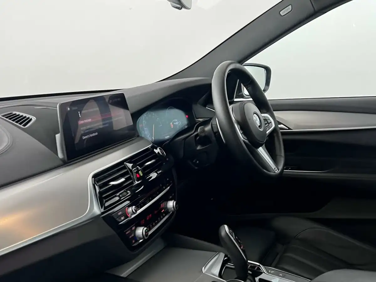 2019-bmw-6-series-20td-620d-m-sport-big-16