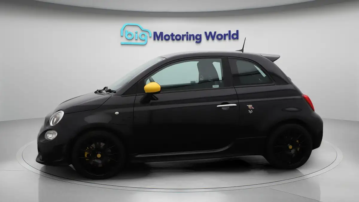2017-abarth-595-14-tjet-trofeo-big-4
