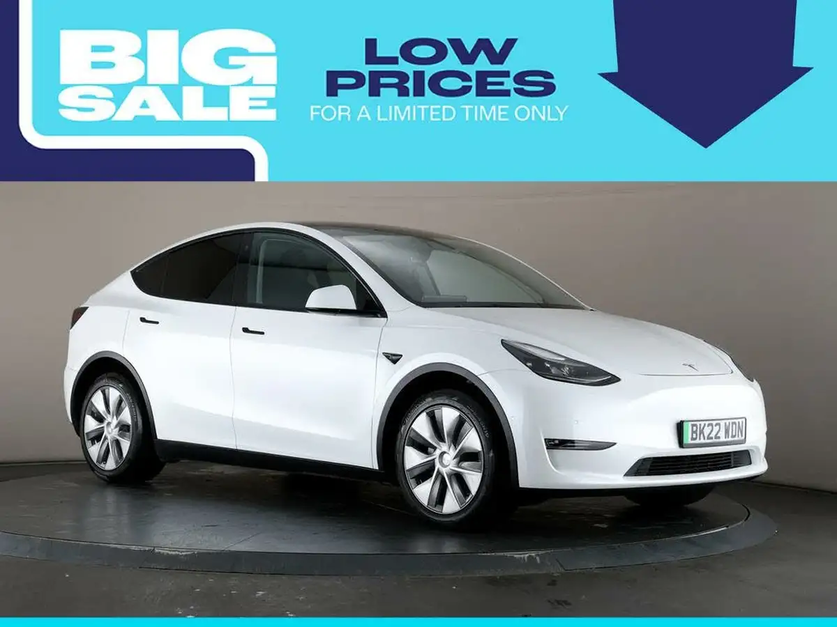 2022-tesla-model-y-e-long-range-big-69