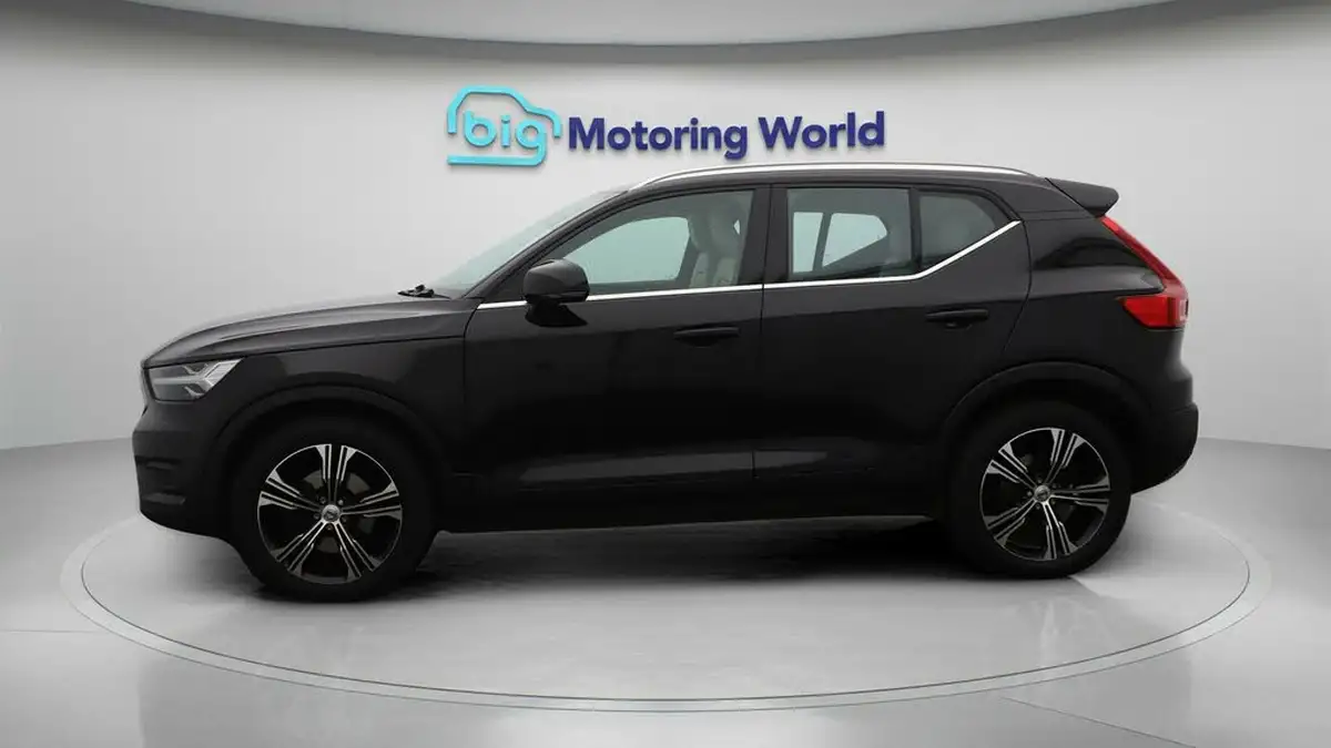 2020-volvo-xc40-20-b4-inscription-pro-big-4