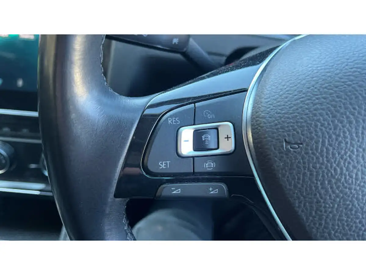 2019-volkswagen-golf-16tdi-match-hatchback-5d-big-22