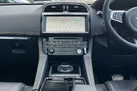 2019-jaguar-f-pace-30td-300-sport-small-39