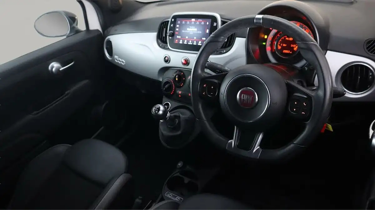 2021-fiat-500c-10-hey-google-big-8