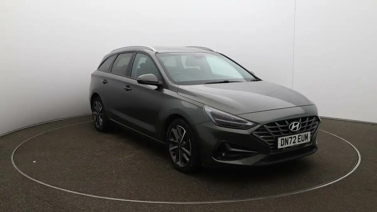 2022-hyundai-i30-10-t-gdi-premium-tourer-big-33