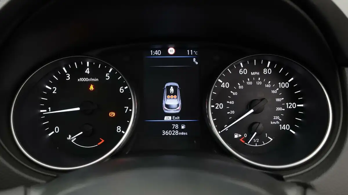 2019-nissan-qashqai-13-dig-t-n-motion-140ps-big-10