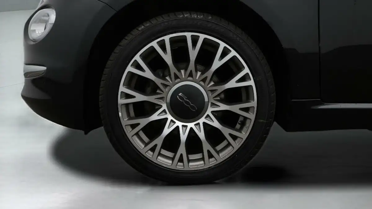 2022-fiat-500-10-dolcevita-plus-big-18