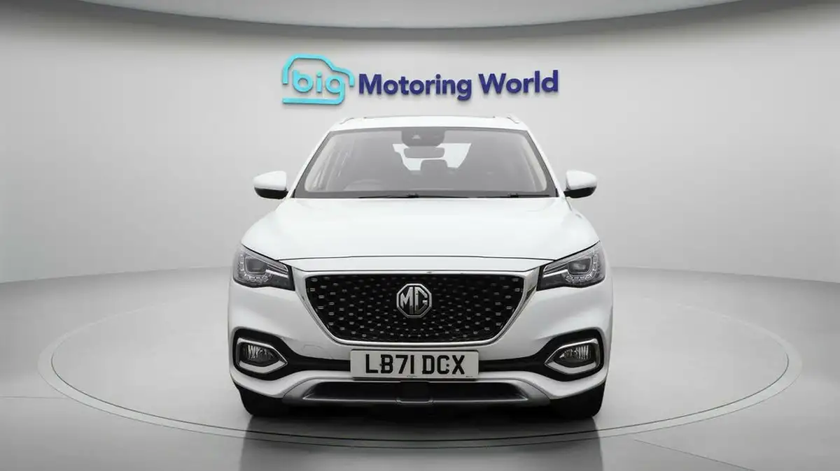 2022-mg-hs-15t-gdi-exclusive-162ps-big-2