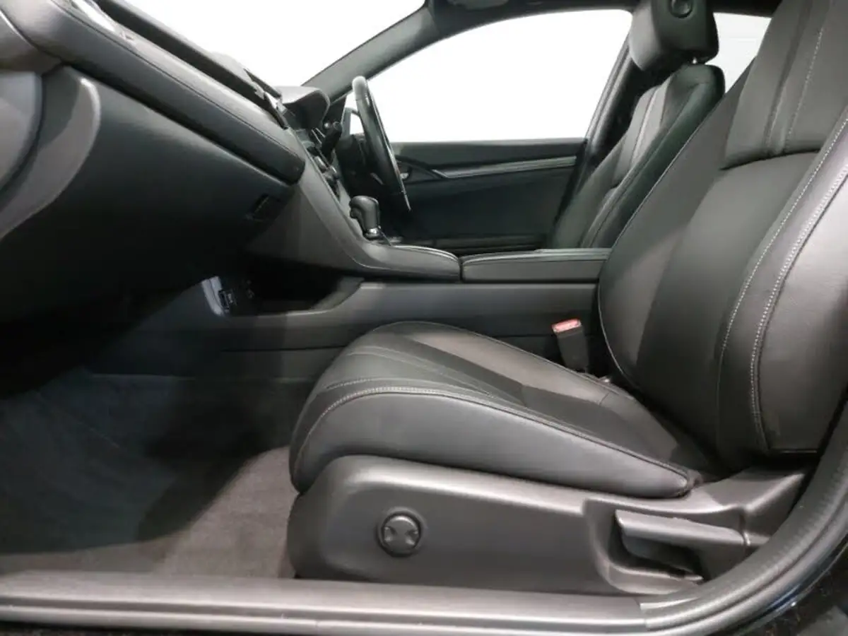 2020-honda-civic-15-vtec-turbo-prestige-big-4