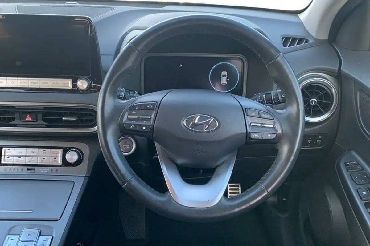 2021-hyundai-kona-e-premium-204ps-64kwh-7kw-obc-big-10