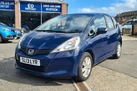 2013-honda-jazz-14-es-cvt-small-2