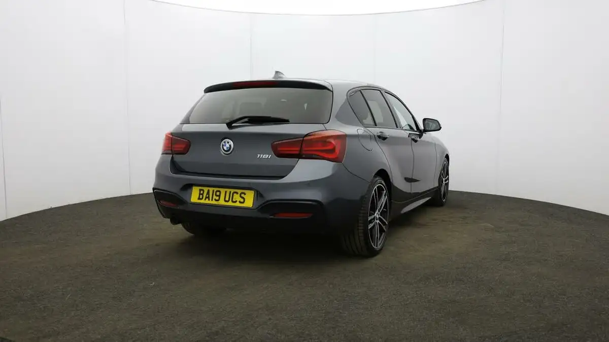 2019-bmw-1-series-15-118i-m-sport-shadow-edition-5d-auto-big-50