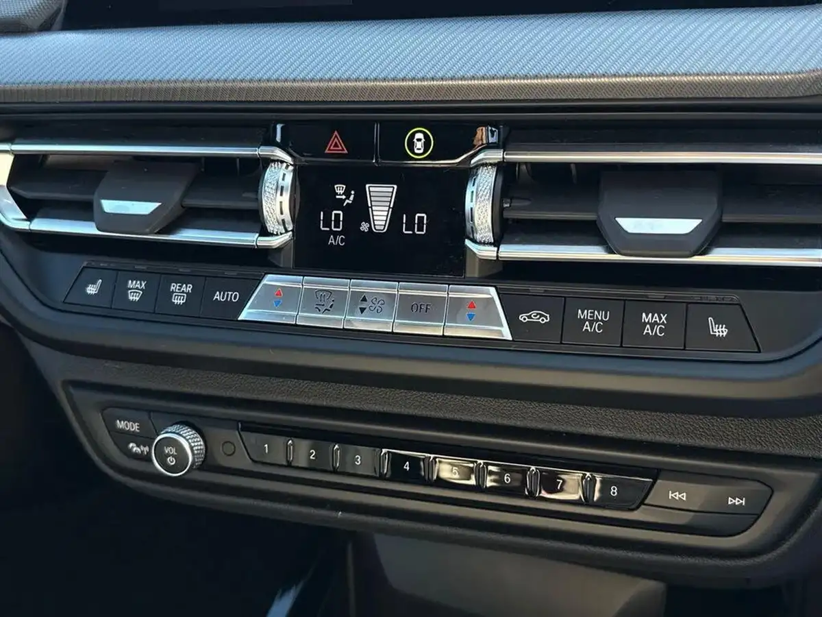 2022-bmw-1-series-15-118i-m-sport-lcp-dct-big-18
