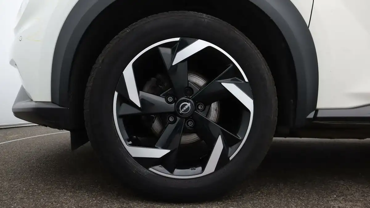 2023-nissan-juke-10-dig-t-n-connecta-big-18