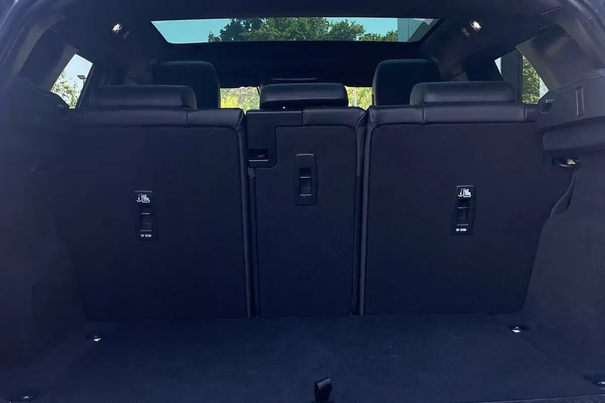 2023-land-rover-range-rover-evoque-15-p300e-r-dynamic-se-big-27