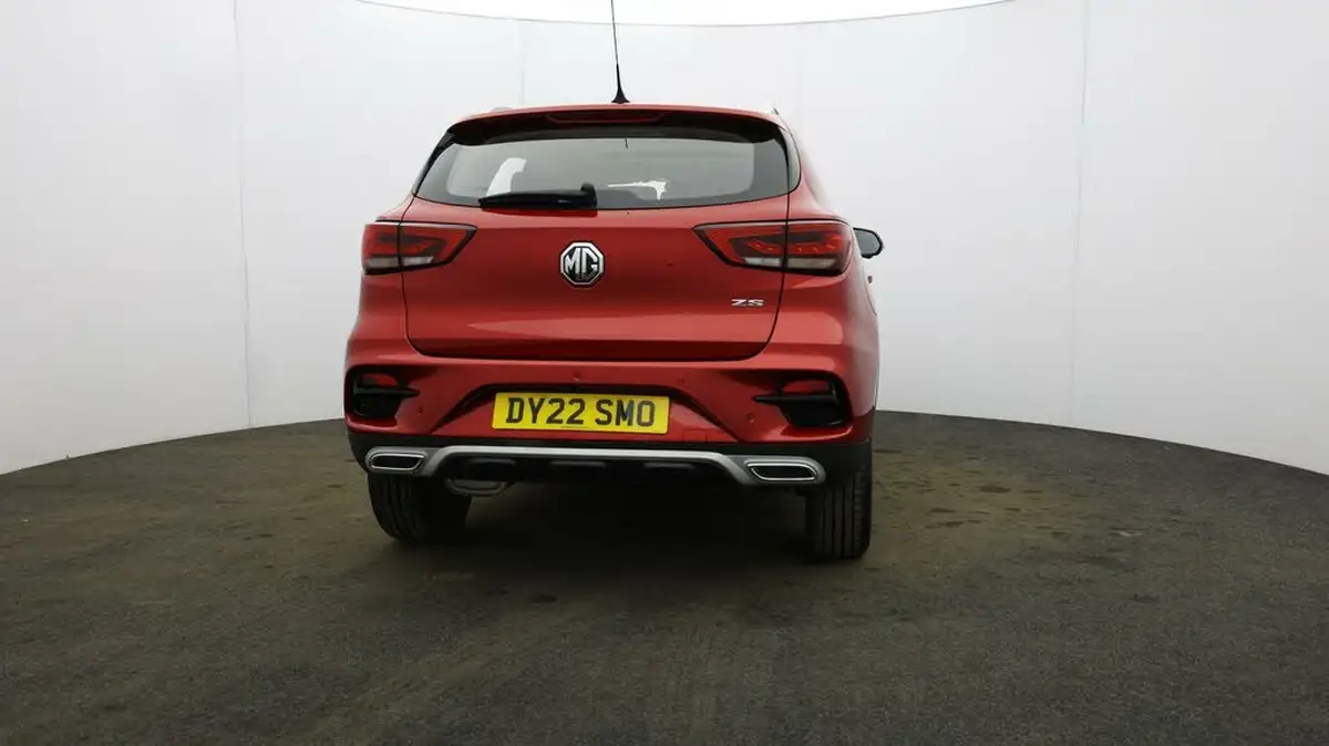 2022-mg-zs-suv-10t-gdi-exclusive-big-5