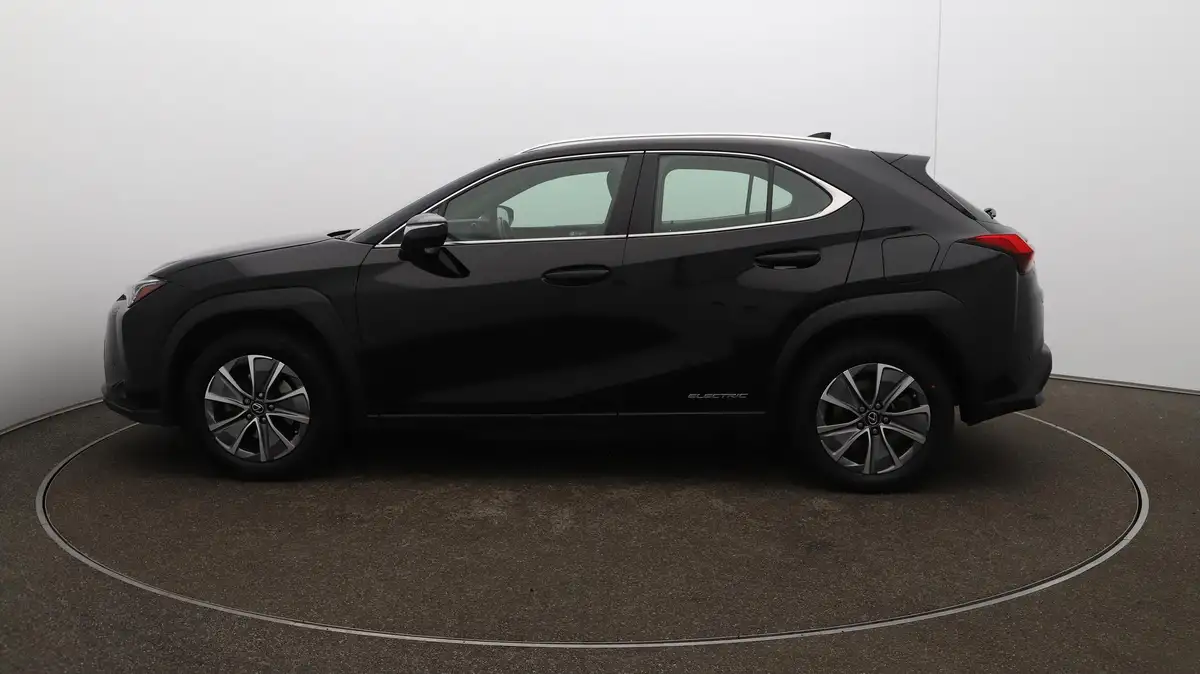 2022-lexus-ux-300e-e-ux-201bhp-big-52