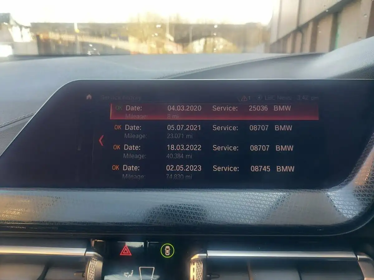 2020-bmw-1-series-big-23