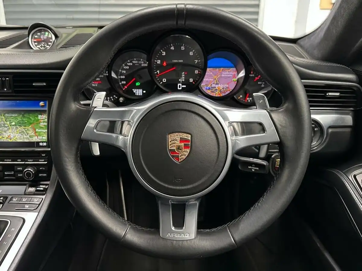 2014-porsche-911-34-carrera-coupe-pdk-big-38