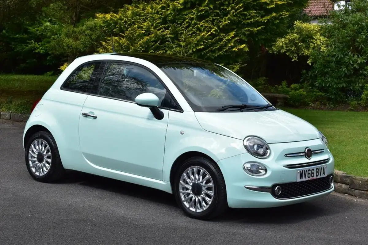 2016-fiat-500-12-lounge-big-26