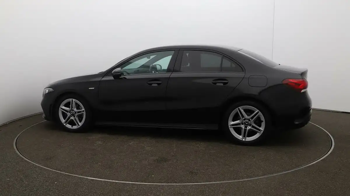 2022-mercedes-benz-a-class-13-a180-amg-line-executive-edition-saloon-4d-7g-dct-big-50