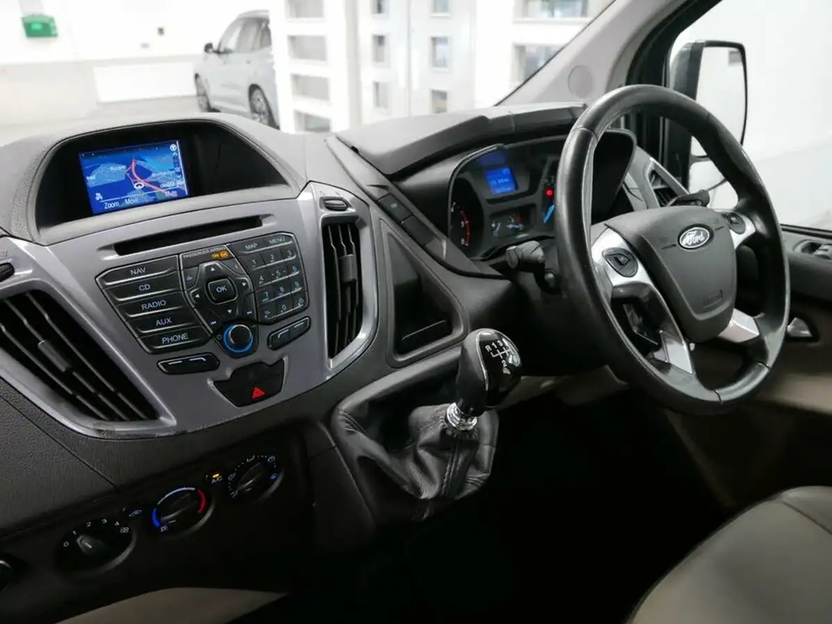 2015-ford-transit-custom-22tdci-290-l2h1-limited-155ps-double-cab-in-van-big-3