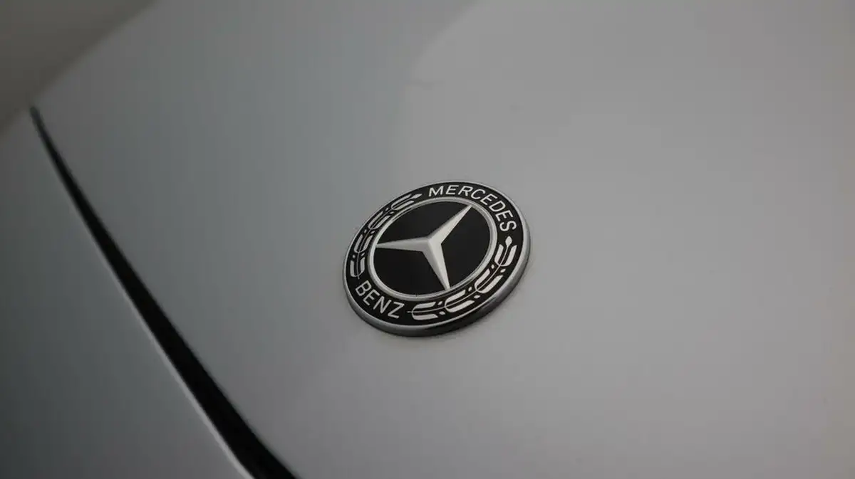 2019-mercedes-benz-e-class-20-e300e-amg-line-e300e-eq-power-premium-plus-big-21