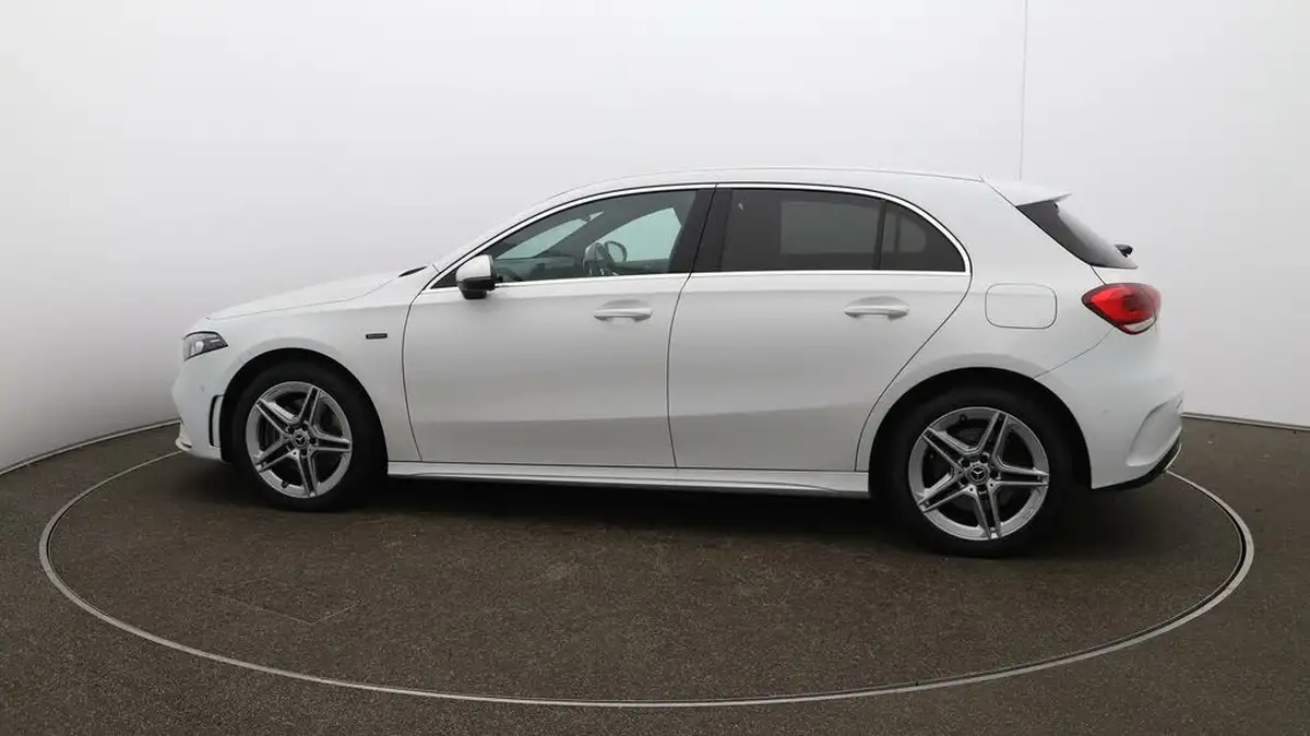 2021-mercedes-benz-a-class-13-a250e-amg-line-executive-hatchback-5d-big-51