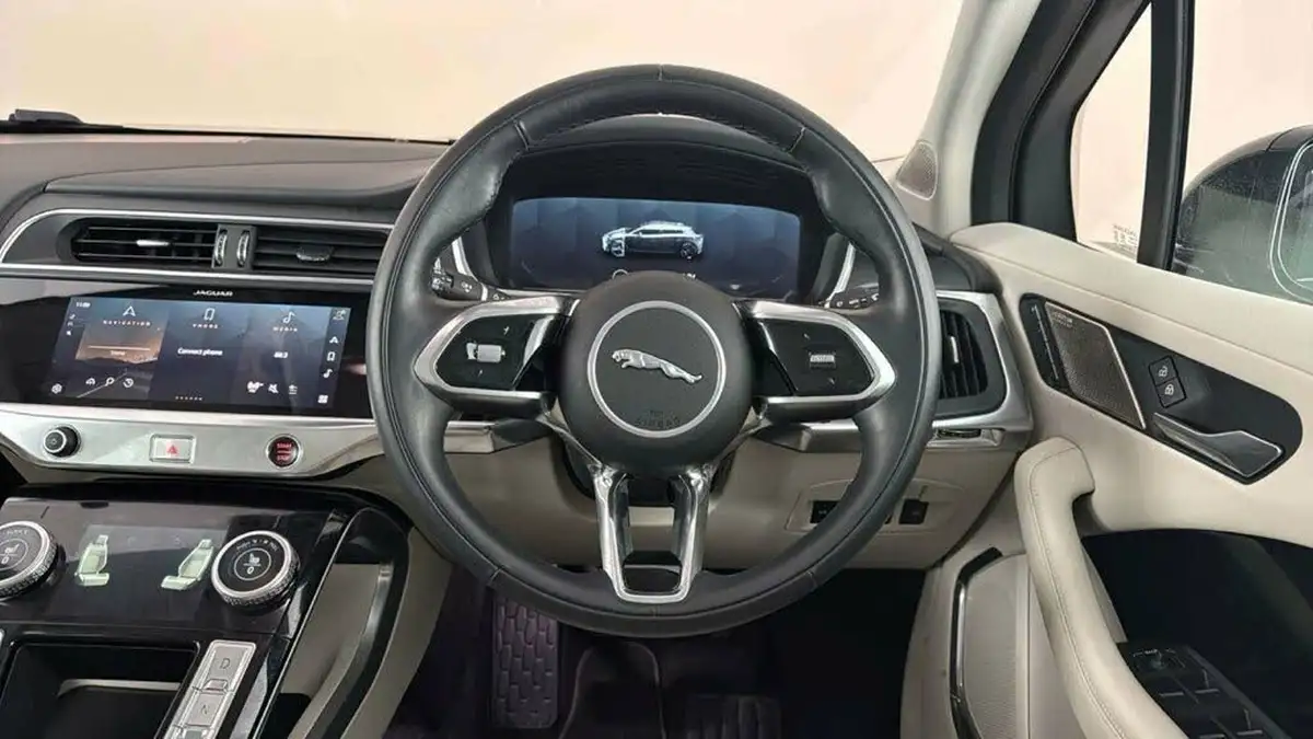 2022-jaguar-i-pace-ev400-hse-big-9