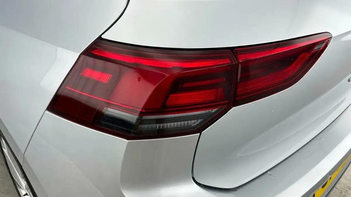 2024-volkswagen-golf-15-tsi-style-130ps-evo-hatchback-big-28