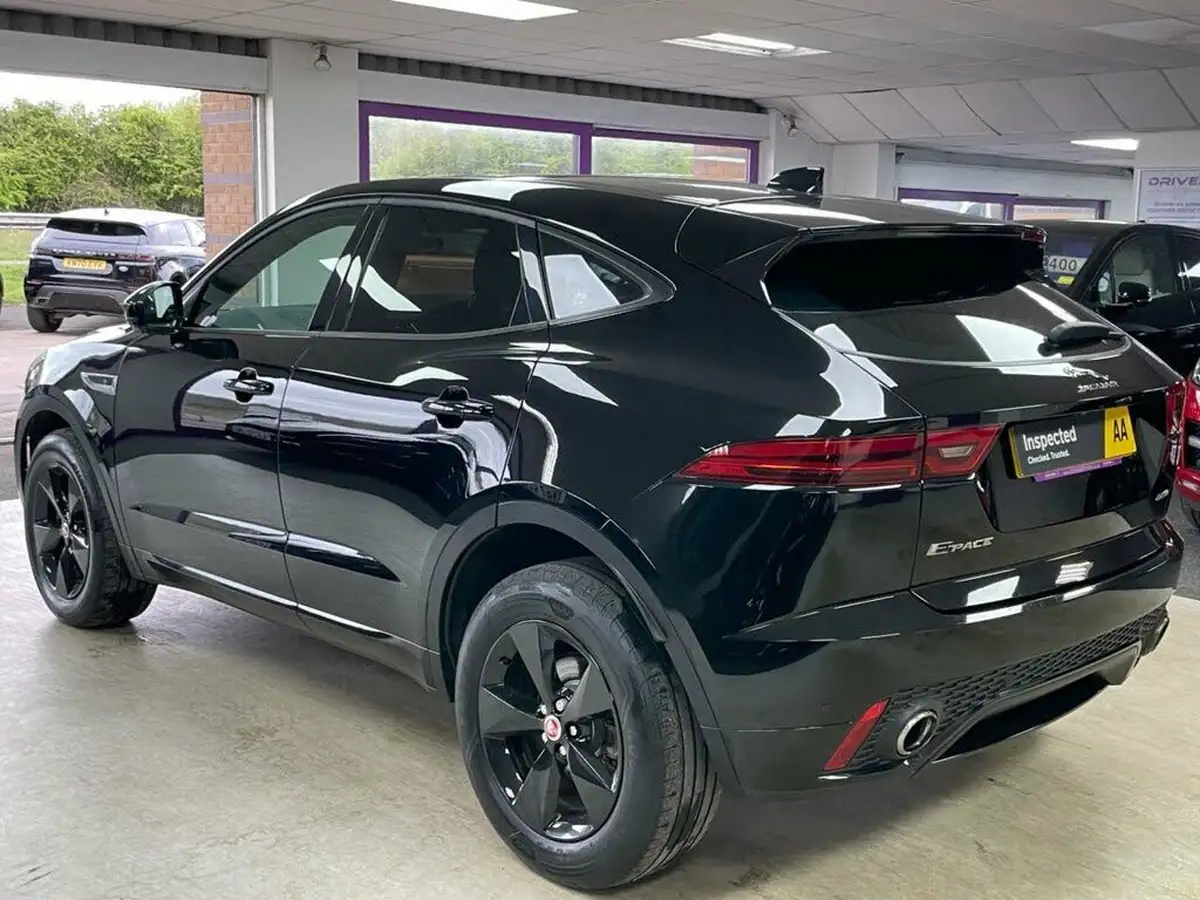 2018-jaguar-e-pace-20-i4d-r-dynamic-s-150ps-big-7
